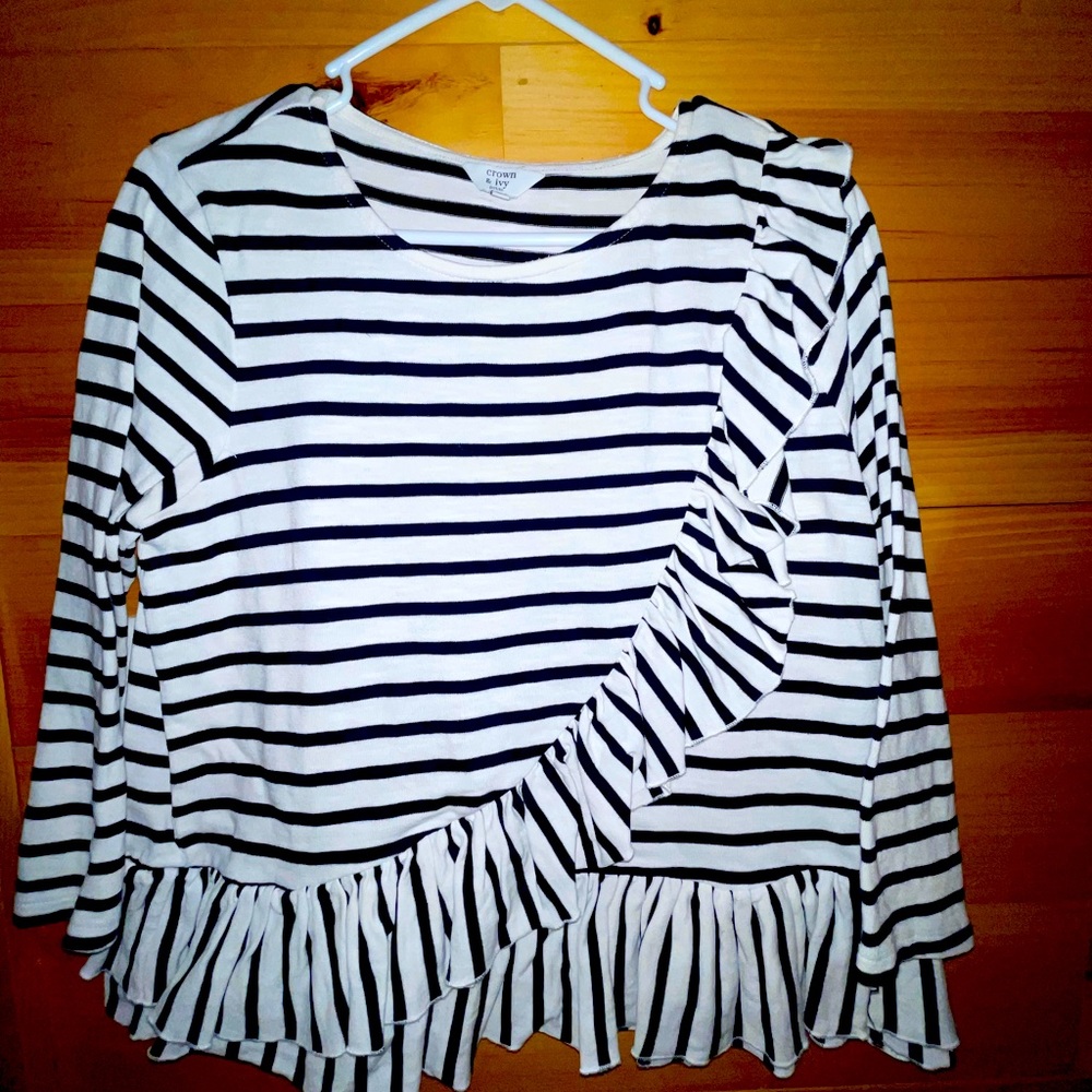 Women’s Crown & Ivy Long sleeve top